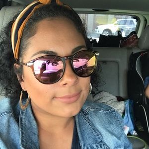 Meet your Posher, Giovanna